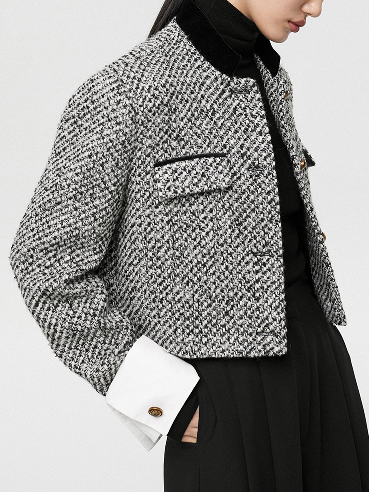 Blazer court en tweed bouclé 