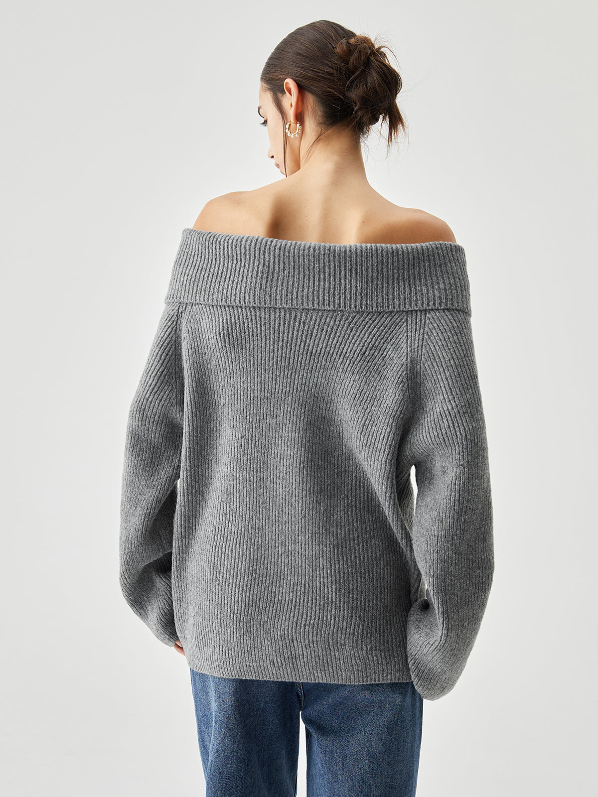 Pull oversize en tricot à épaules dénudées et à revers 