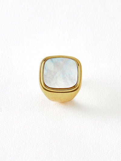 AMARE Bague Signet Carrée Shell Plaqué Or 18K