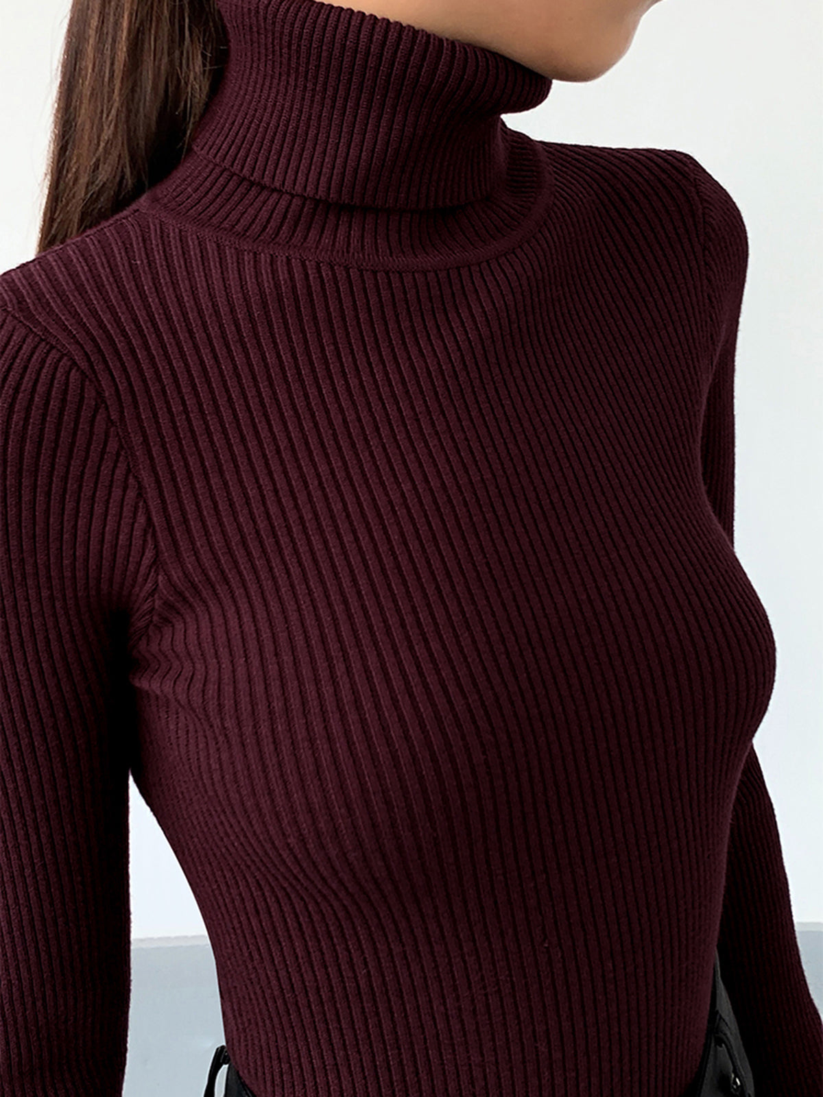 Haut en tricot slim à col roulé minimaliste 