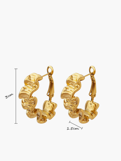 AMARE Boucles d'Oreilles Créoles Texturées Vagues Plissées