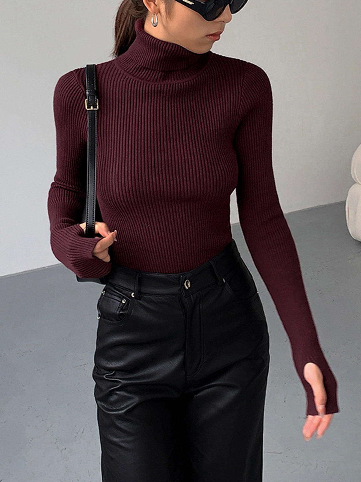 Haut en tricot slim à col roulé minimaliste 