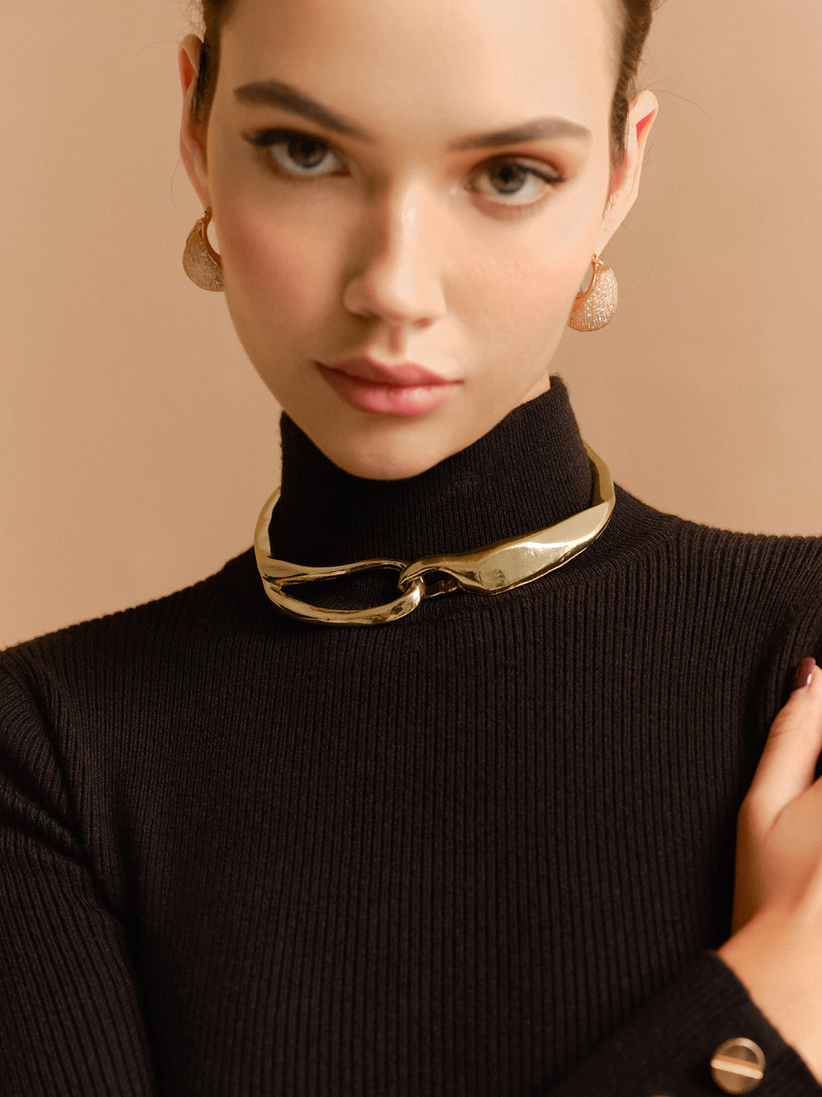 Asymmetrical Chunky Choker