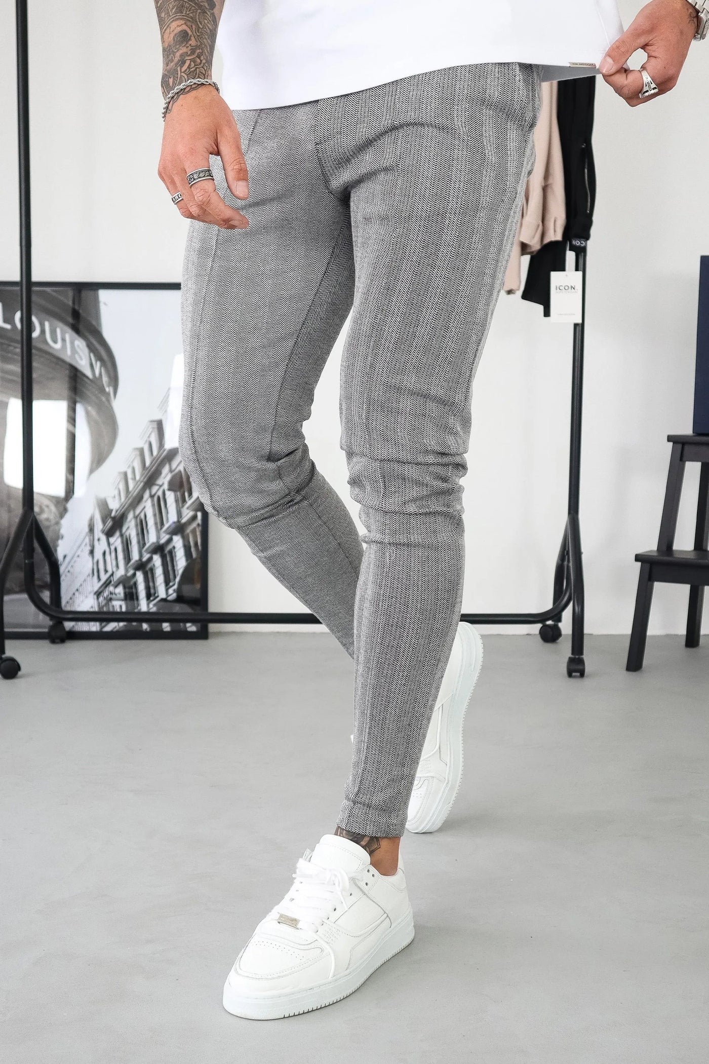 LE PANTALON CHEVRON - GRIS