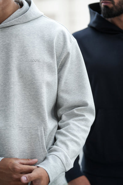 LE SWEAT À CAPUCHE RELAXÉ