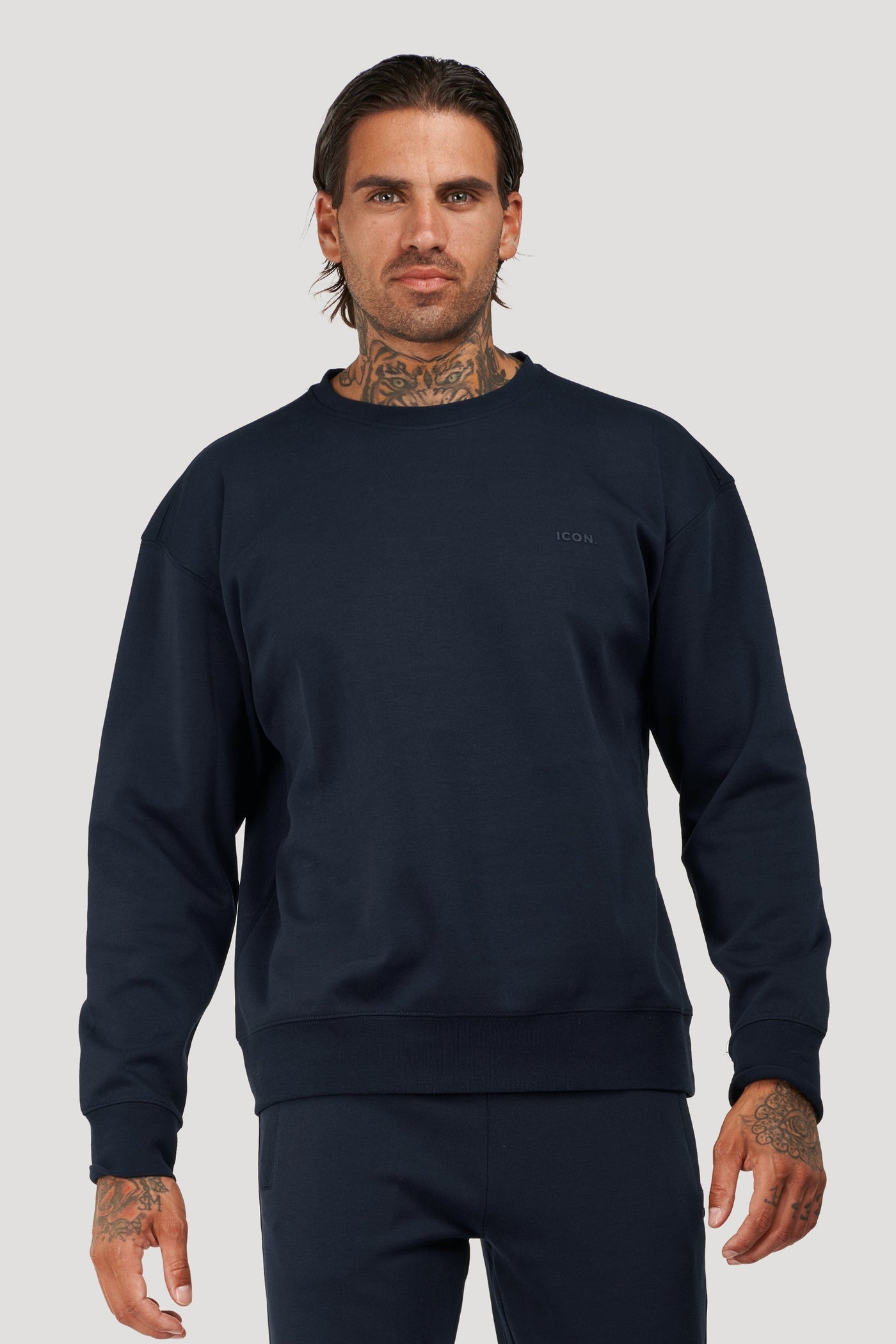 LE PULL COL ROND RELAXÉ